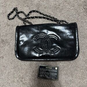 CHANEL Black Patent Leather Clutch with Chain